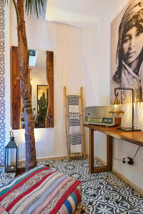 Riad Miloud En Exclusivite 10 P Au Coeur De La Medina Marrakesh Exterior foto