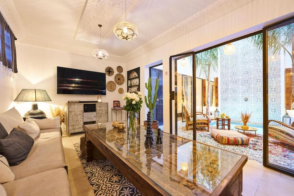 Riad Miloud En Exclusivite 10 P Au Coeur De La Medina Marrakesh Exterior foto