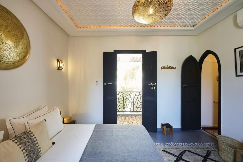 Riad Miloud En Exclusivite 10 P Au Coeur De La Medina Marrakesh Exterior foto