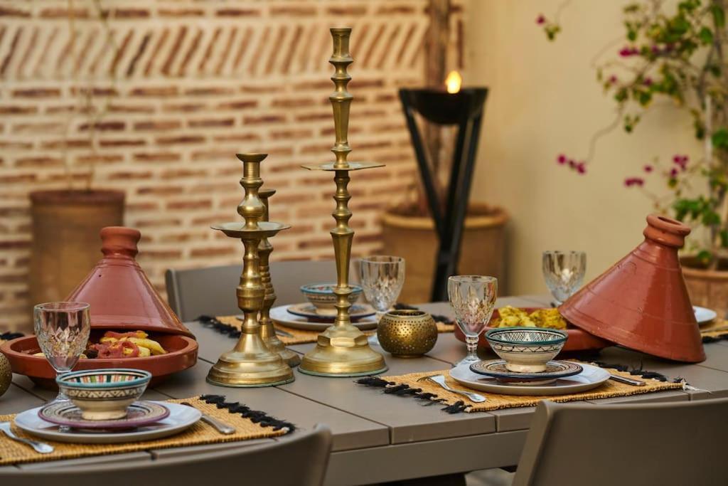 Riad Miloud En Exclusivite 10 P Au Coeur De La Medina Marrakesh Exterior foto